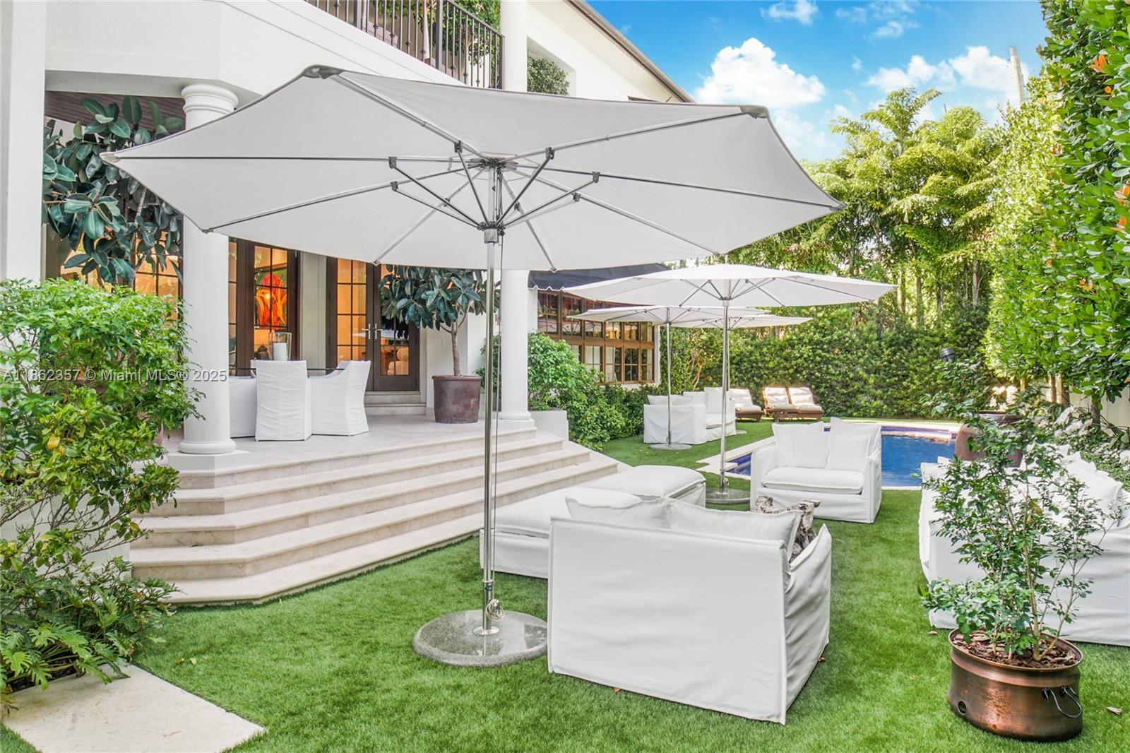 365 Gulf Rd Key Biscayne, FL 33149 365 Gulf Rd Key Biscayne, FL 33149