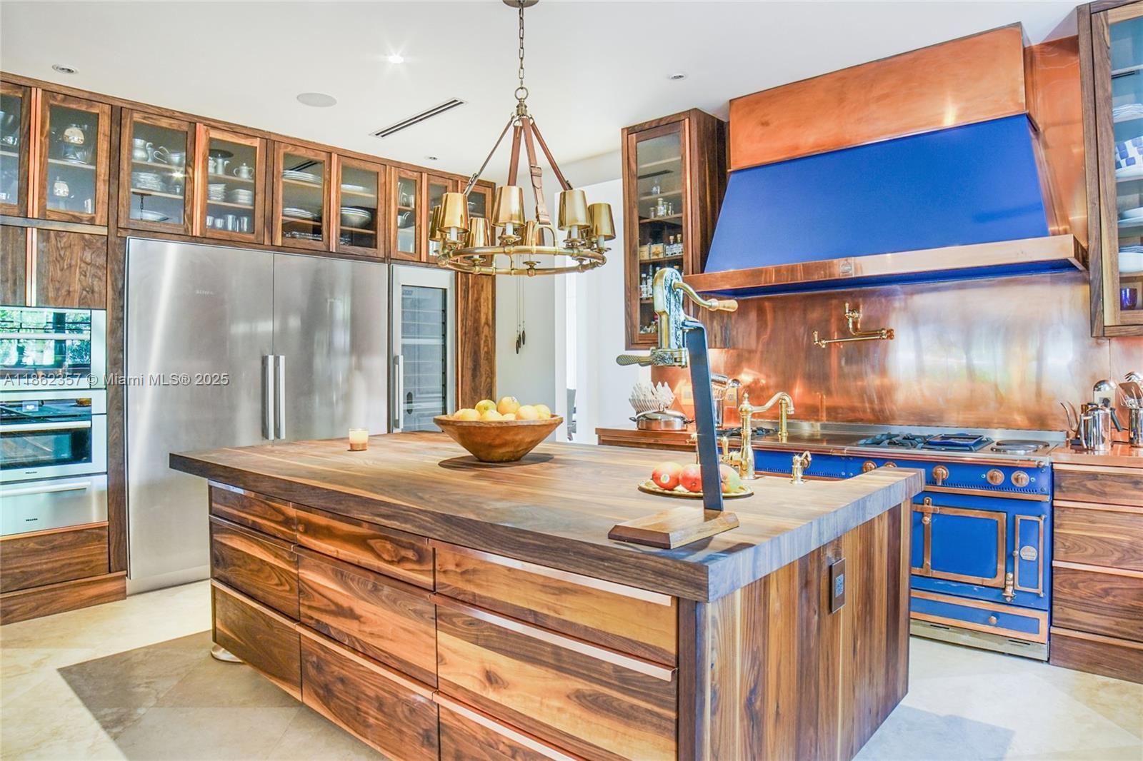 365 Gulf Rd Key Biscayne, FL 33149 365 Gulf Rd Key Biscayne, FL 33149