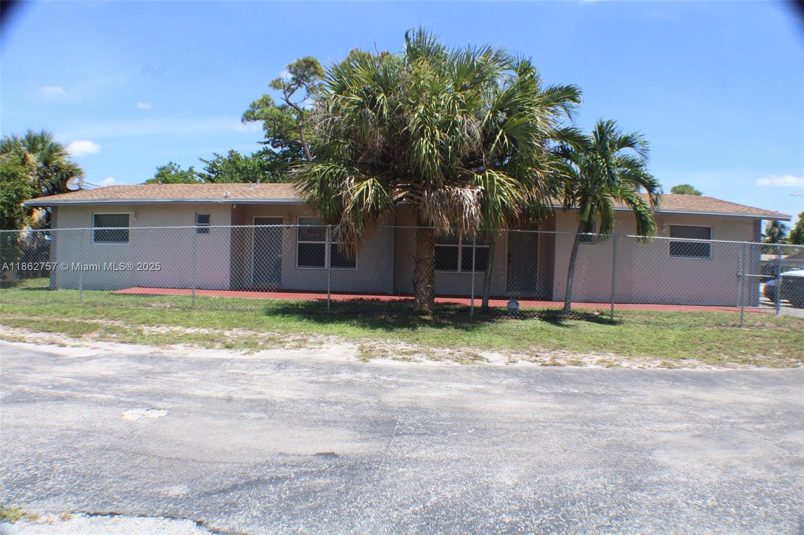 3133 SW 13th St #1-2