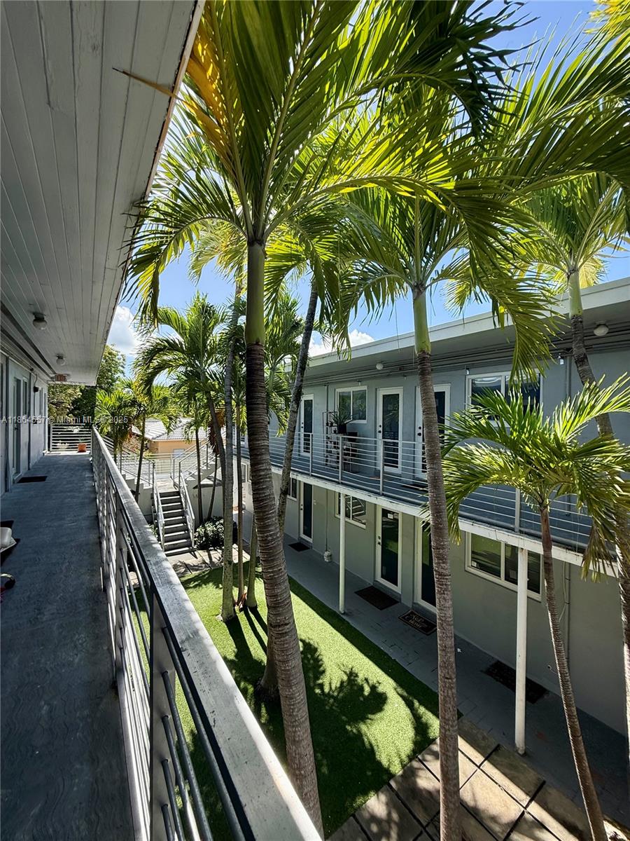 5305 Biscayne Blvd #112
