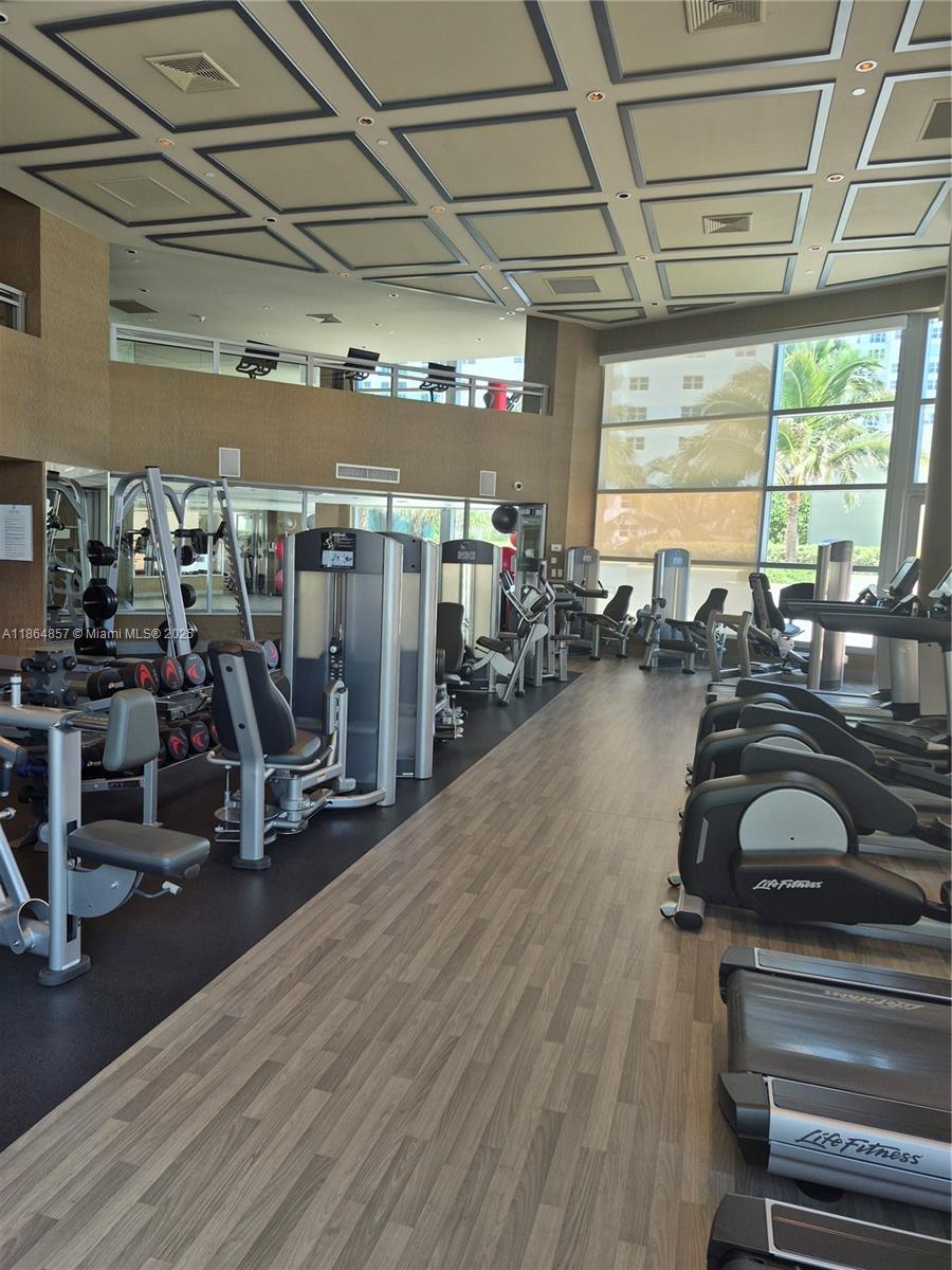 3101 S Ocean Dr #2707 Hollywood, FL 33019