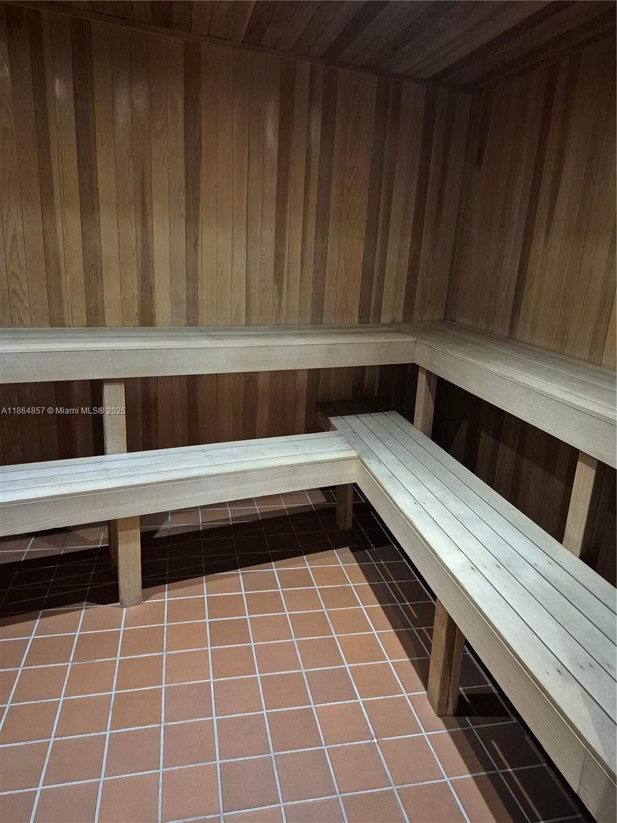 3101 S Ocean Dr #2707 Hollywood, FL 33019