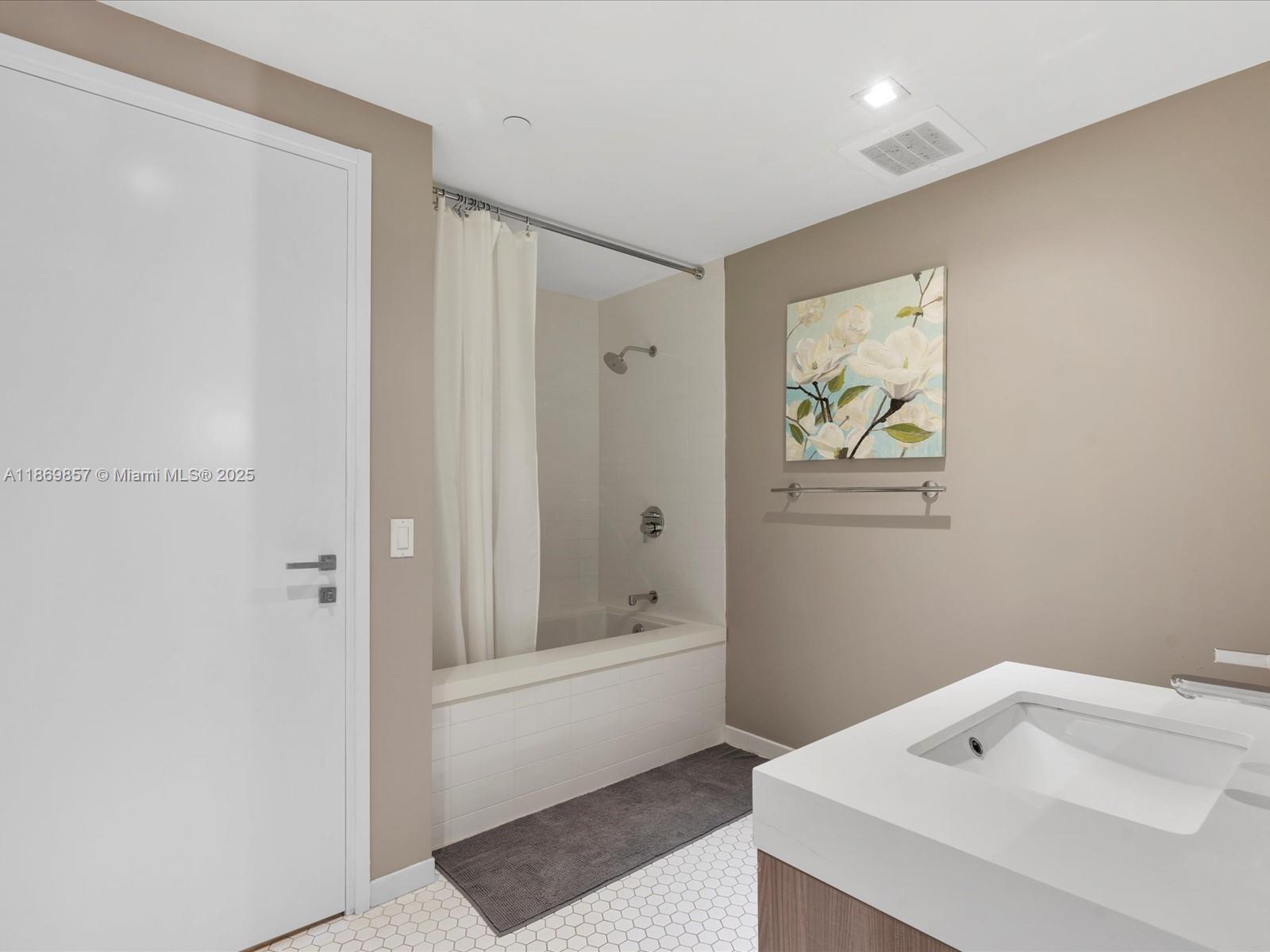 401 N Birch Rd #603,Fort Lauderdale, FL 33304