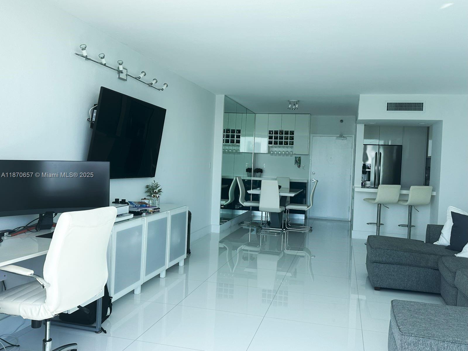 image Mirador 1000 Condo12