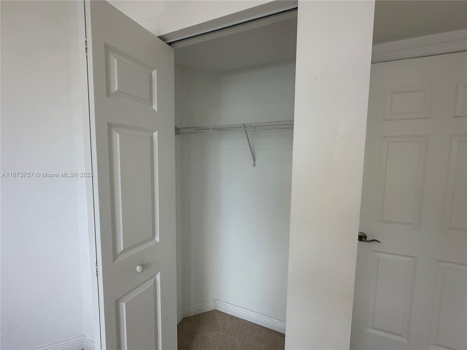 image Duo Condominium East21