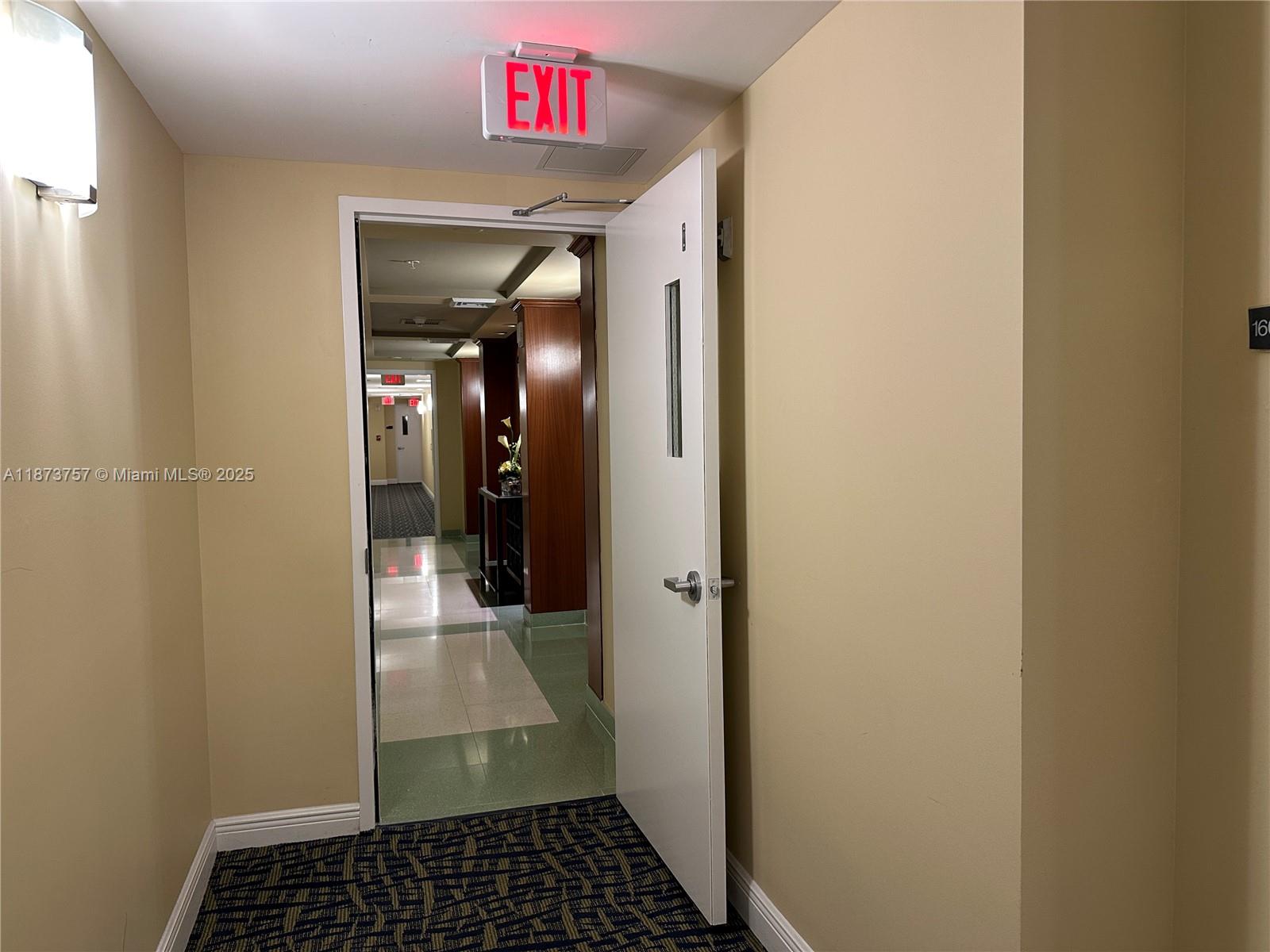 image Duo Condominium East23