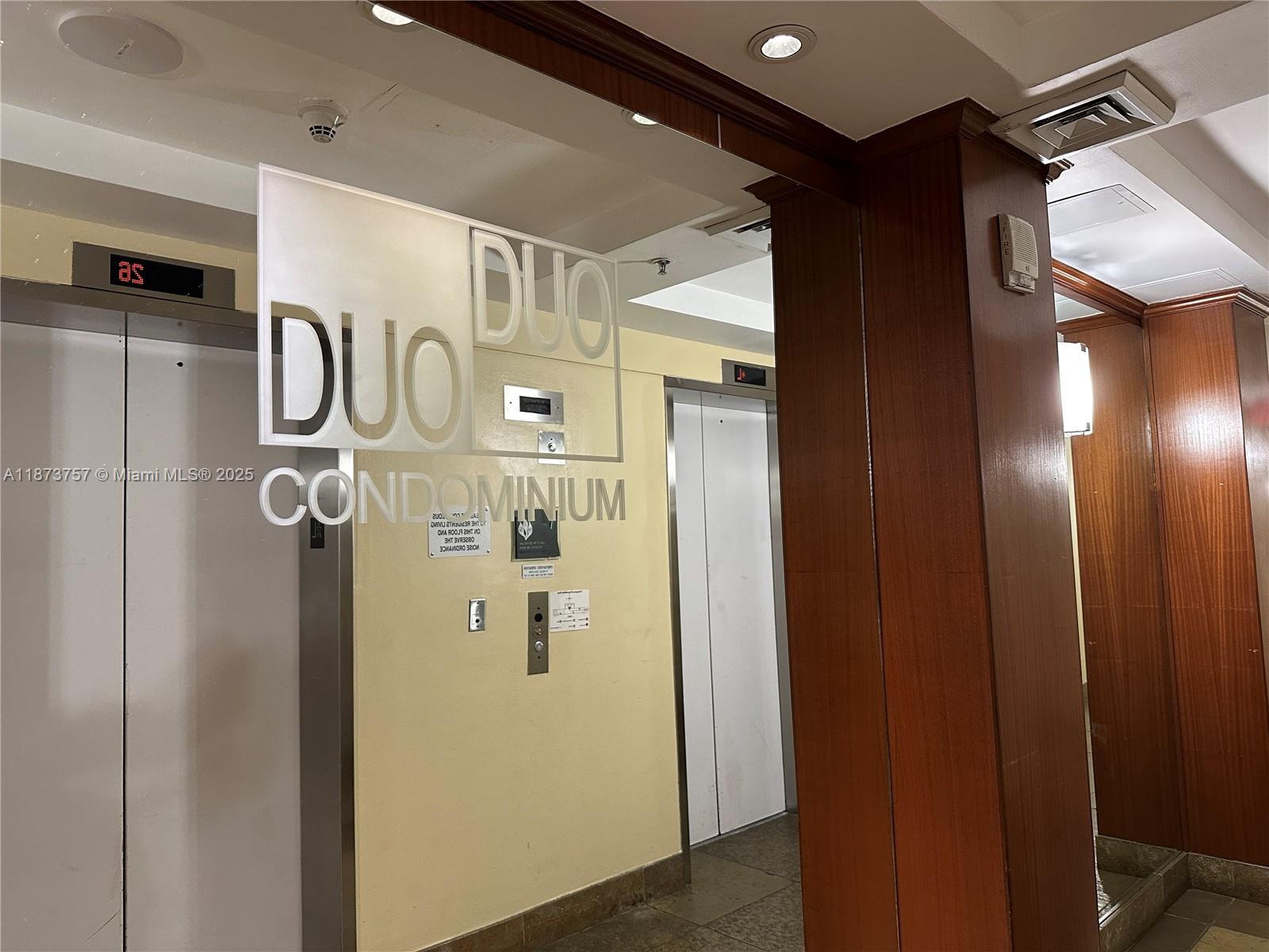 image Duo Condominium East25