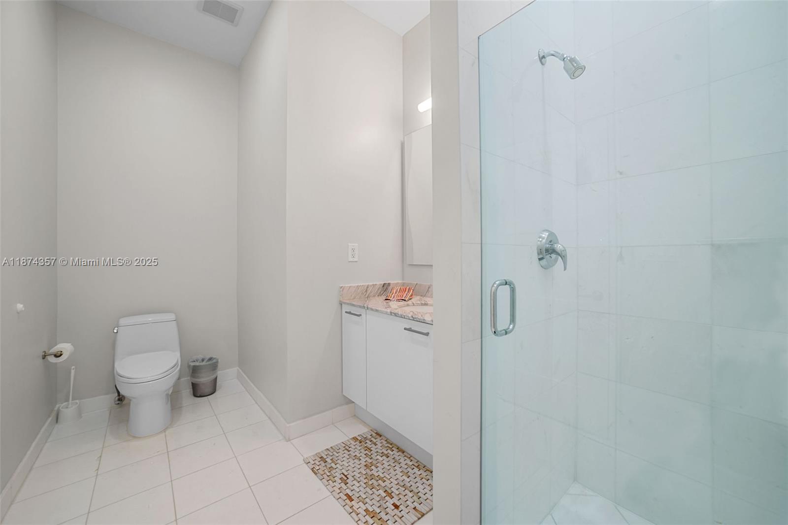 image The Meridian Condo28