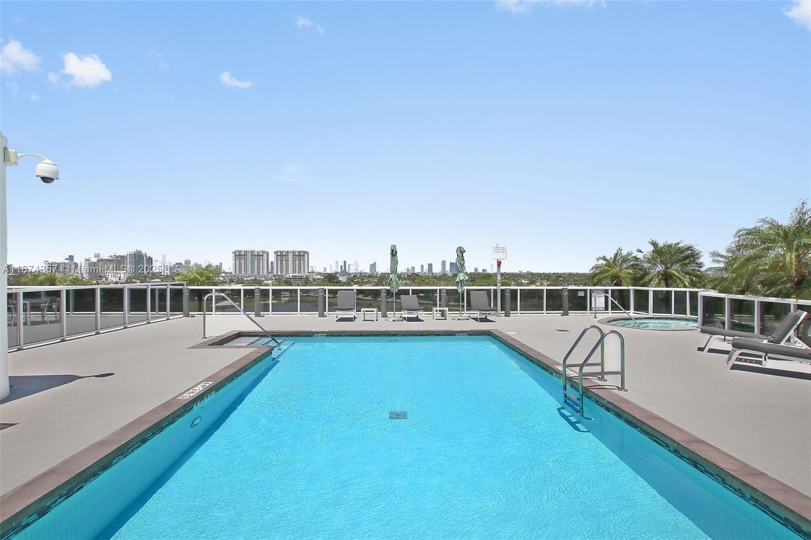 image The Meridian Condo35