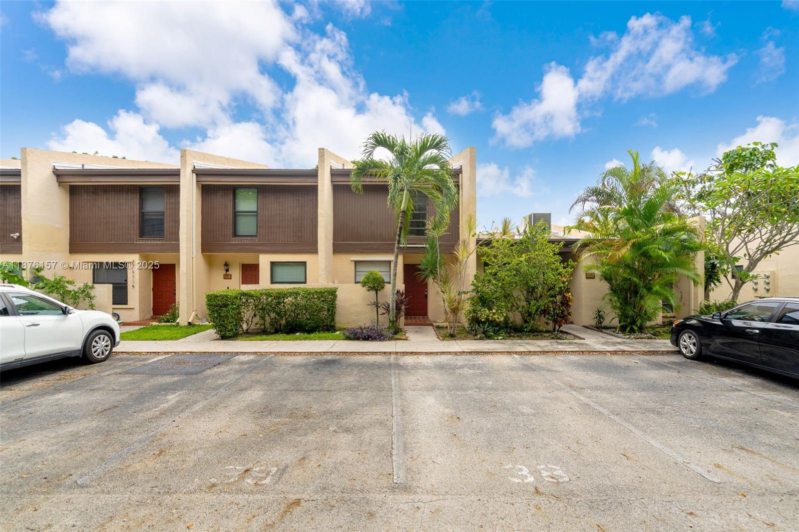 1161 NW 99th Ter #38