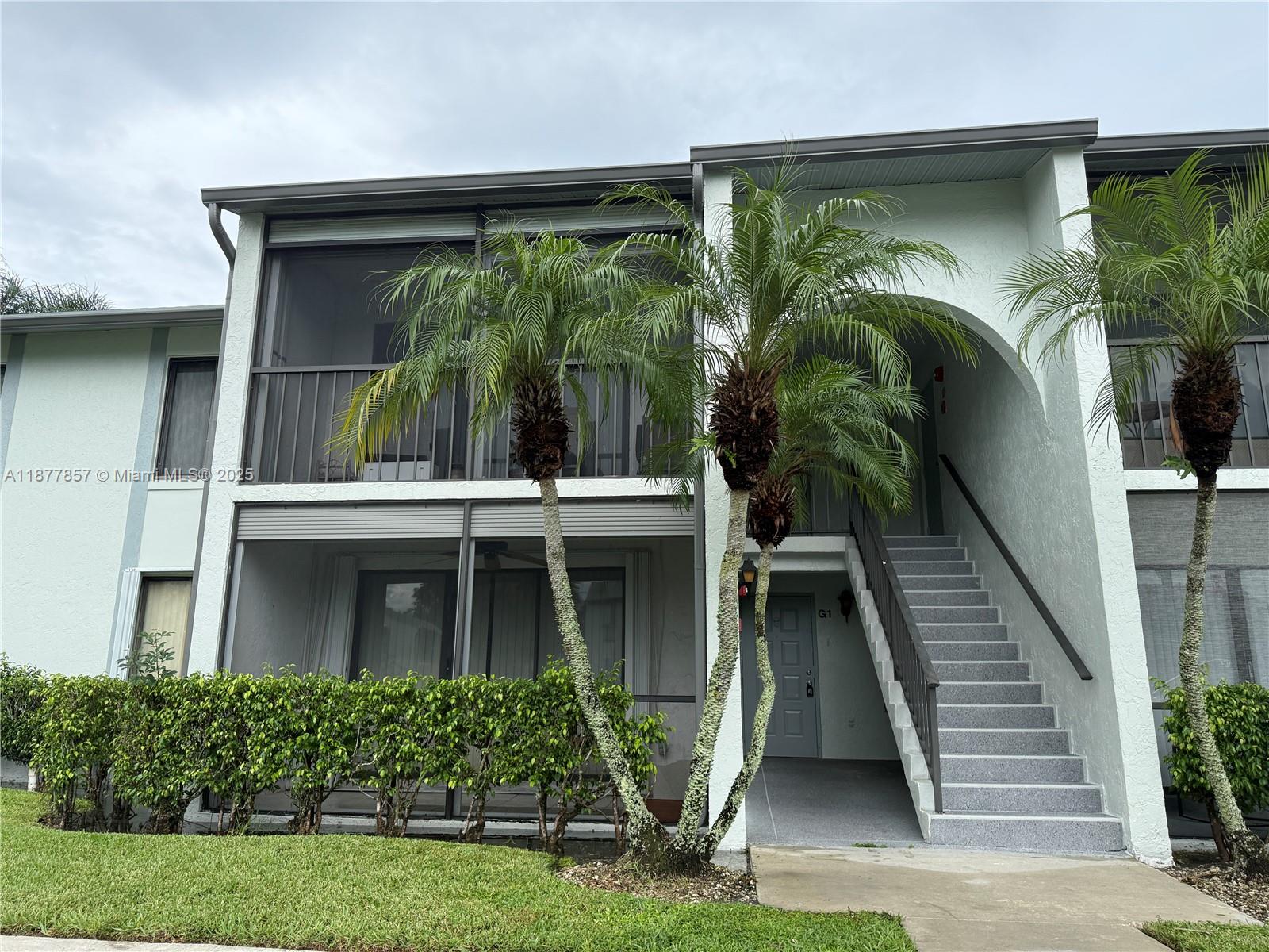 1013 Green Pine Blvd #G1