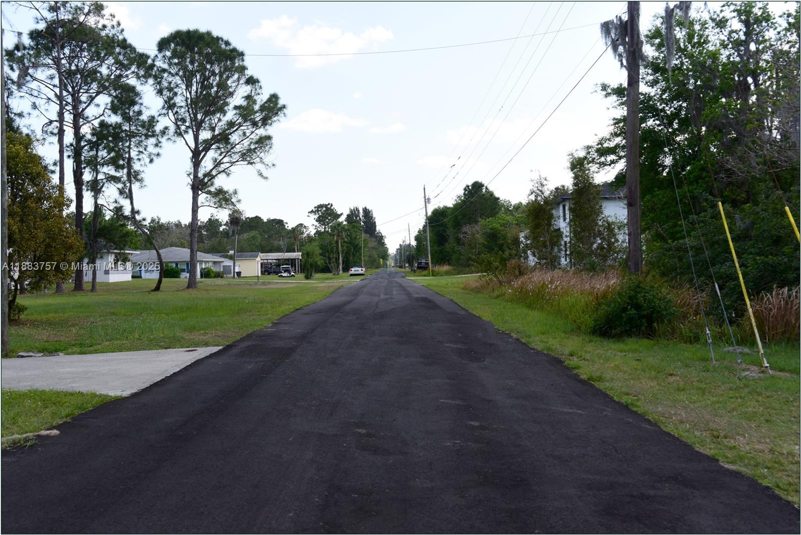 27 Lantana Dr, N Other, FL 33855