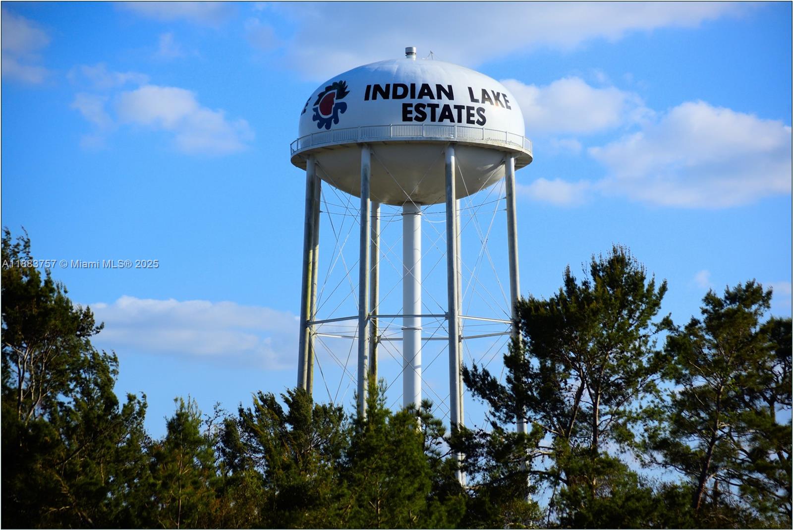 27 Lantana Dr, N Other, FL 33855