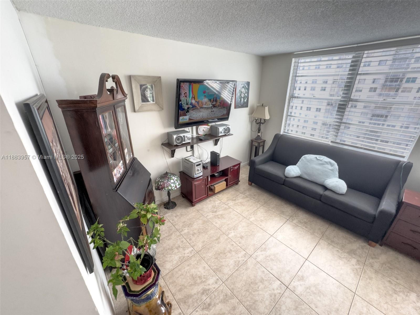 image Winston Towers19