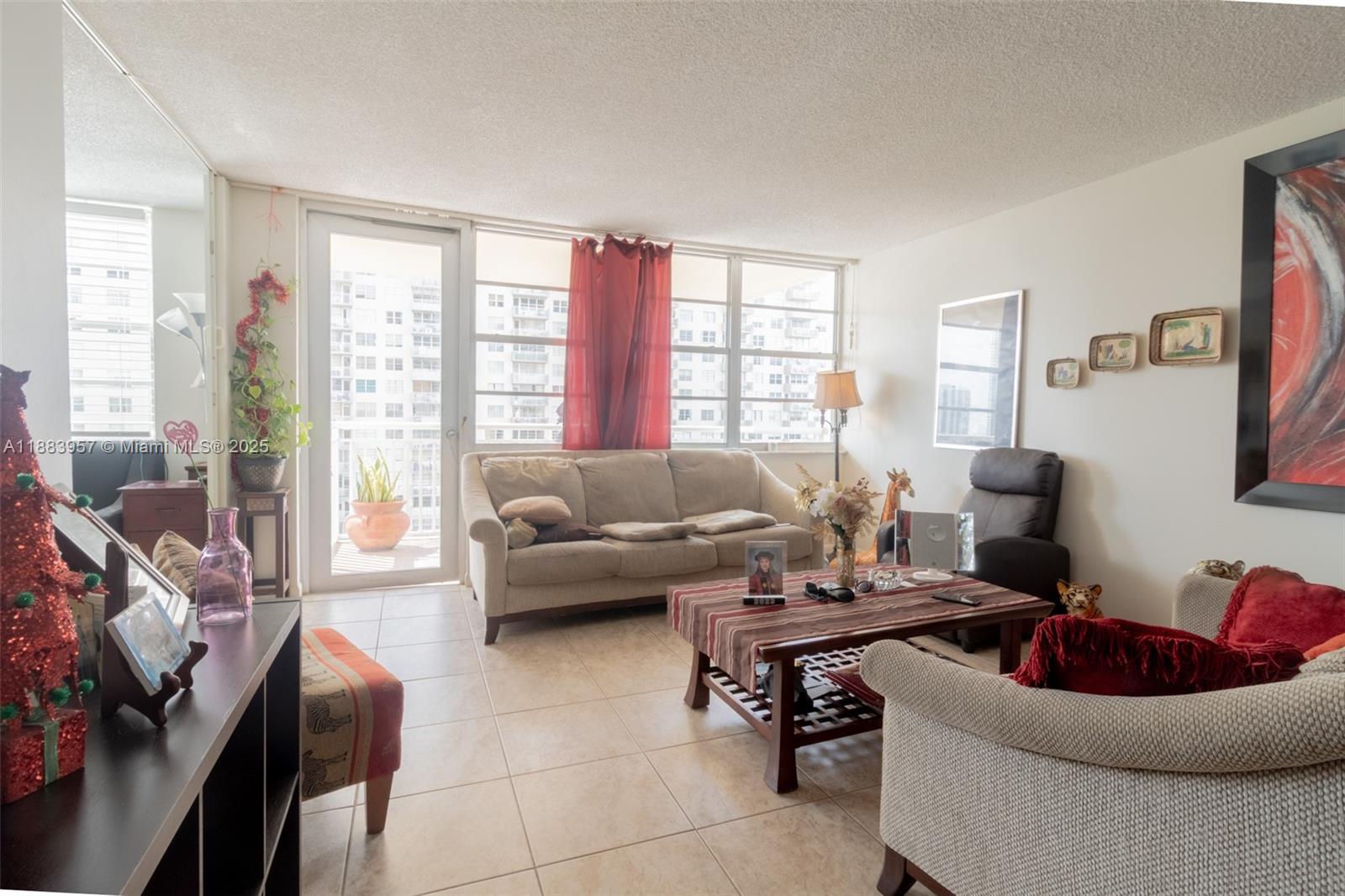 image Winston Towers28