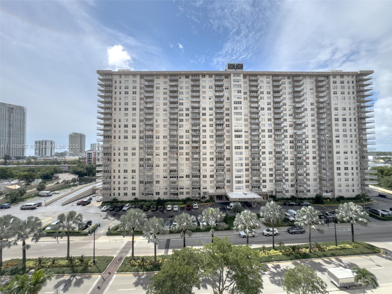 image Winston Towers3