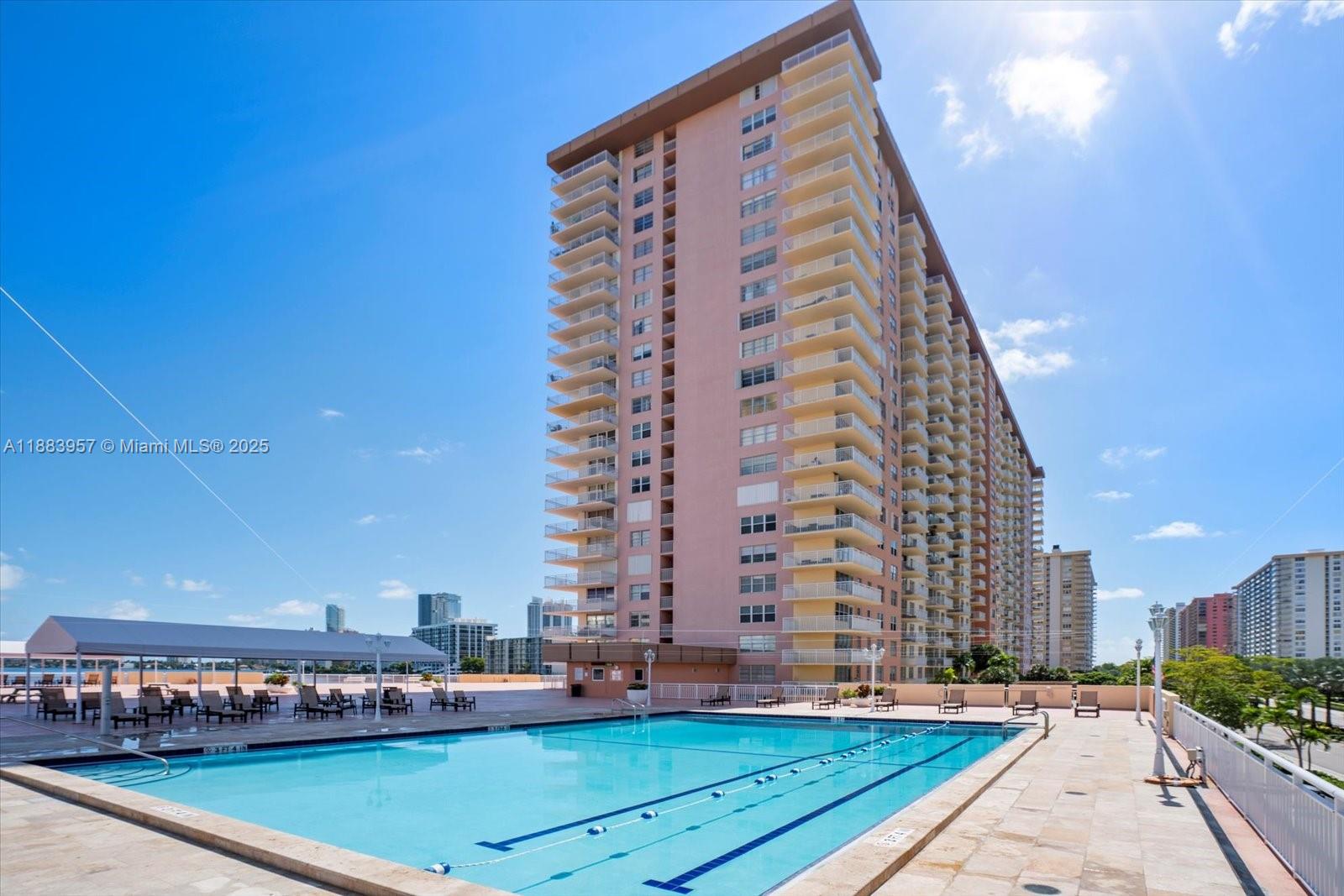 image Winston Towers43