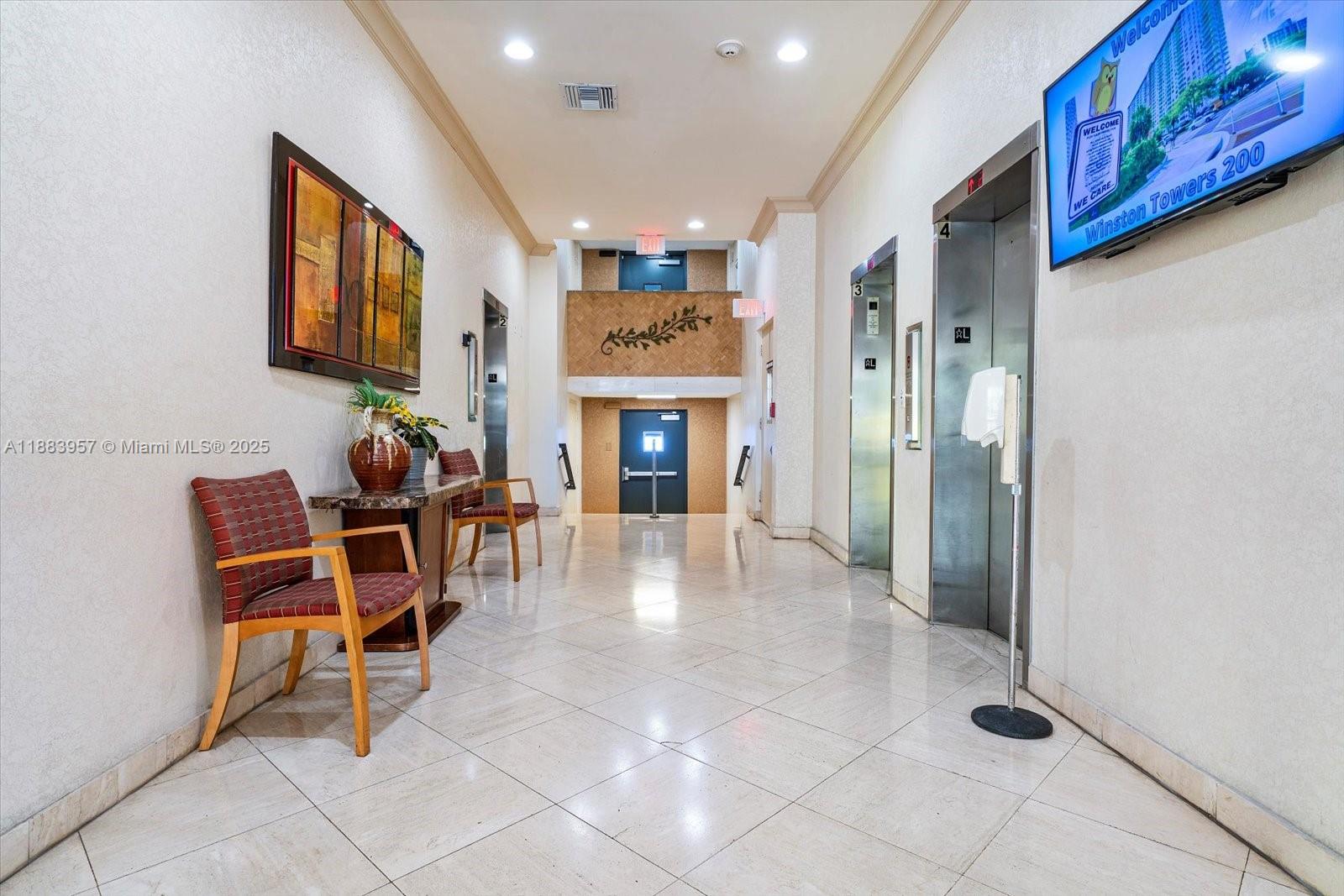 image Winston Towers46