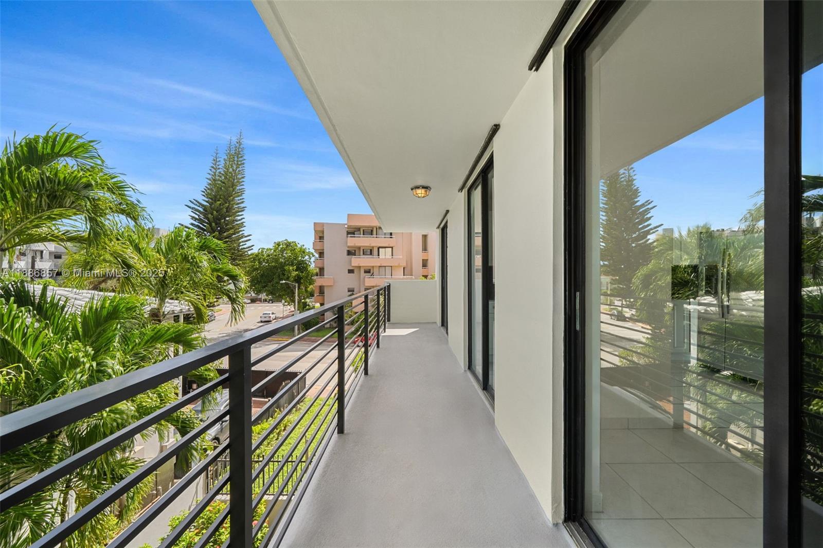 8100 Byron Ave #308 Miami Beach, FL 33141