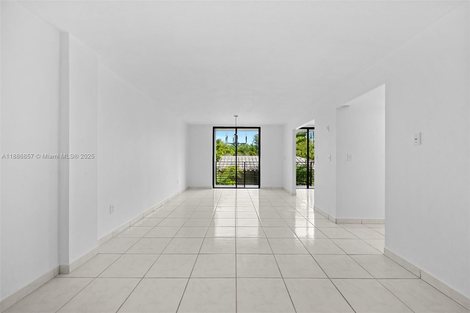 8100 Byron Ave #308 Miami Beach, FL 33141