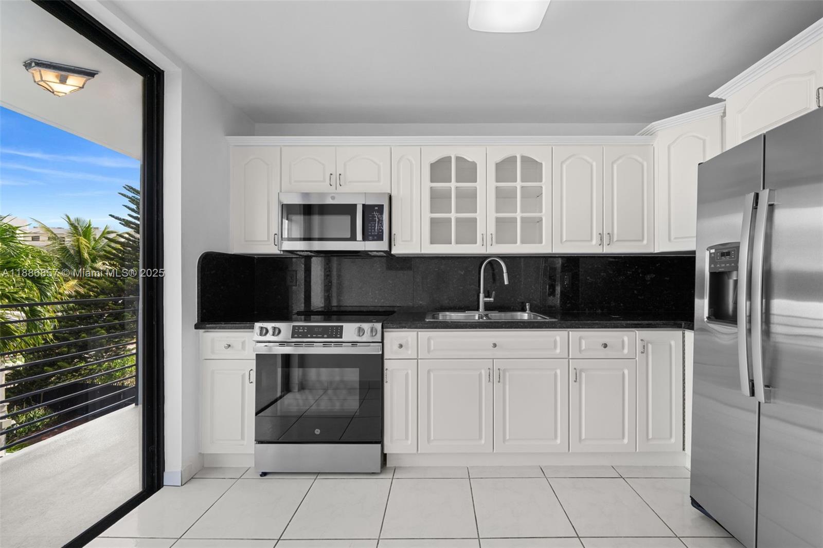 8100 Byron Ave #308 Miami Beach, FL 33141