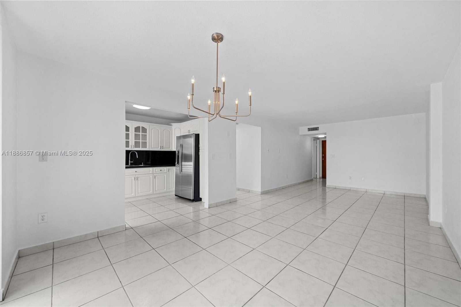 8100 Byron Ave #308 Miami Beach, FL 33141
