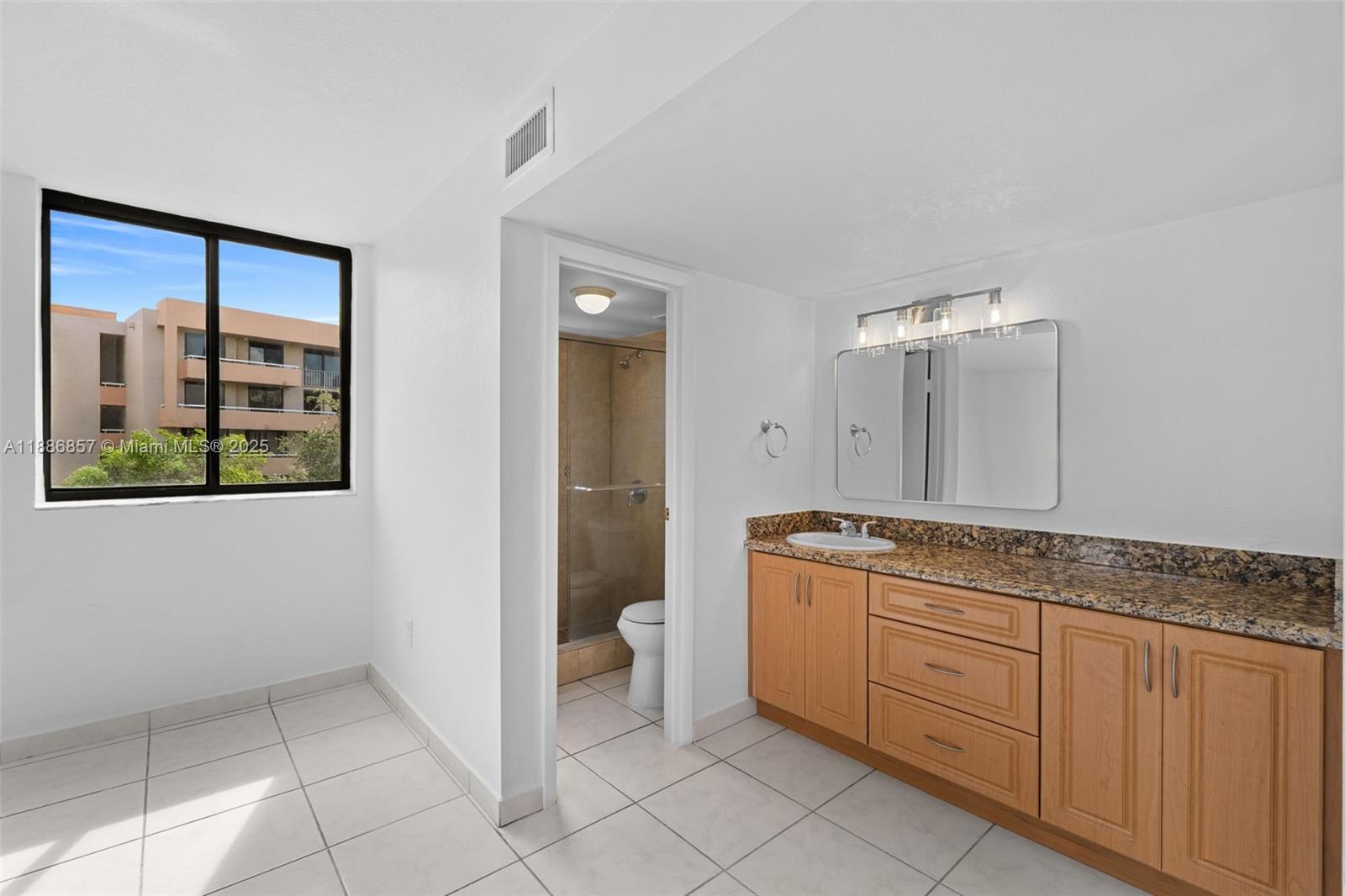 8100 Byron Ave #308 Miami Beach, FL 33141