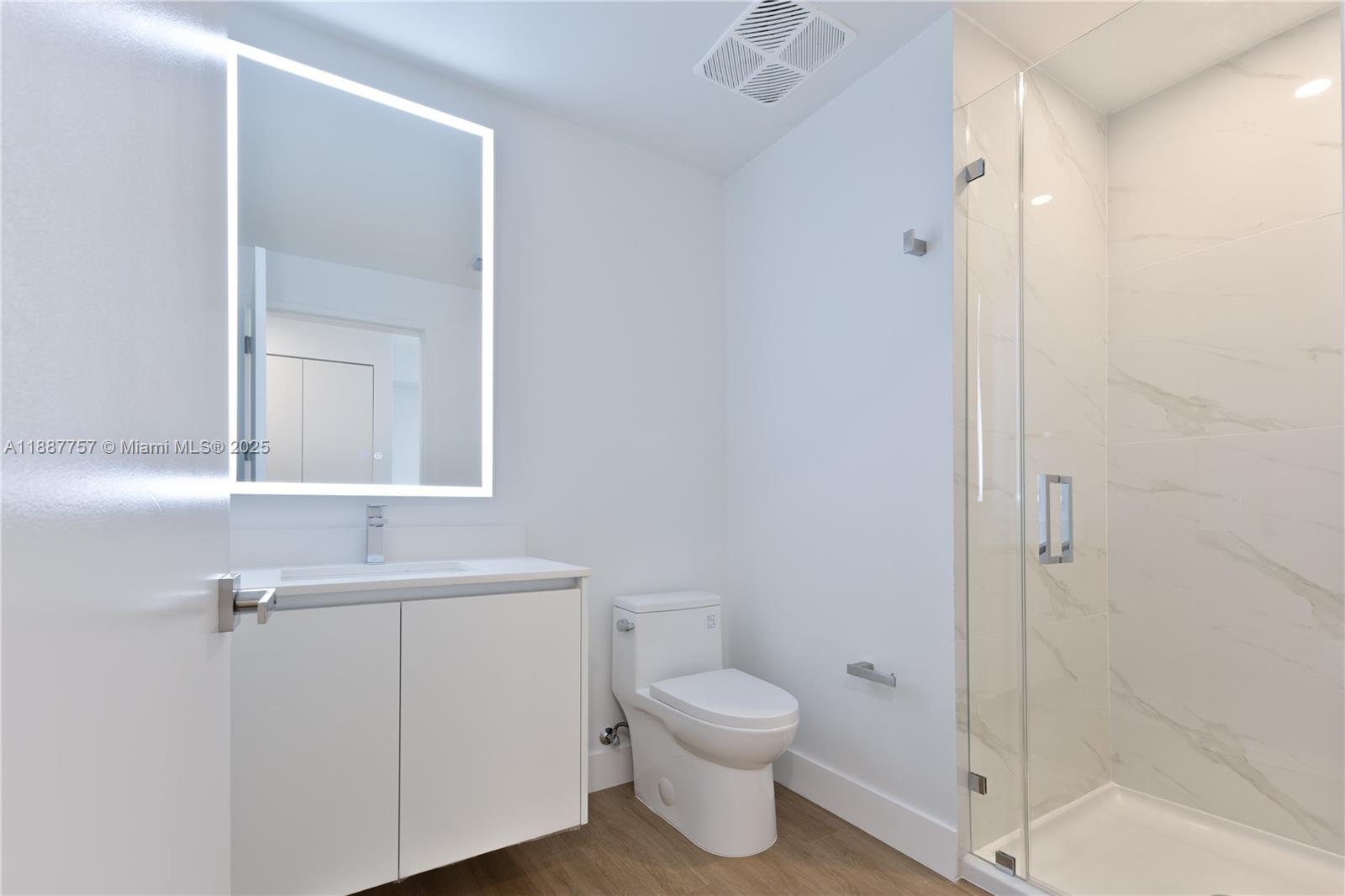 700 NE 24th St #5402 Miami, FL 33137