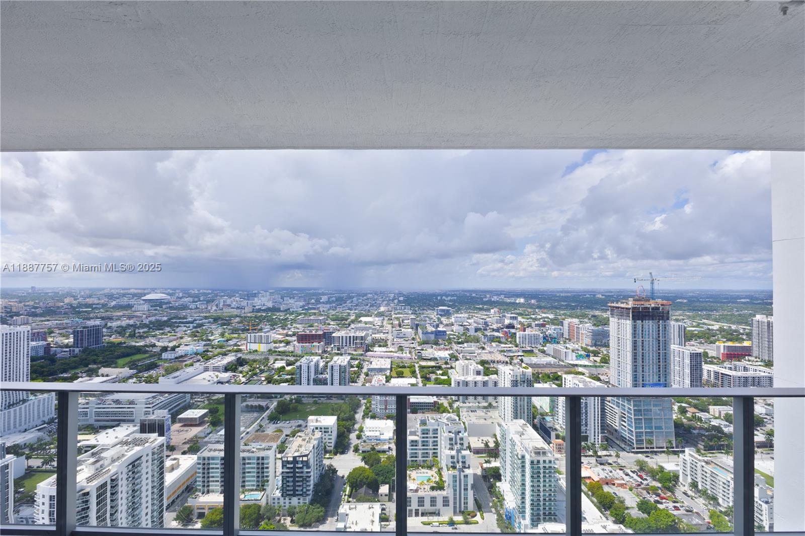 700 NE 24th St #5402 Miami, FL 33137