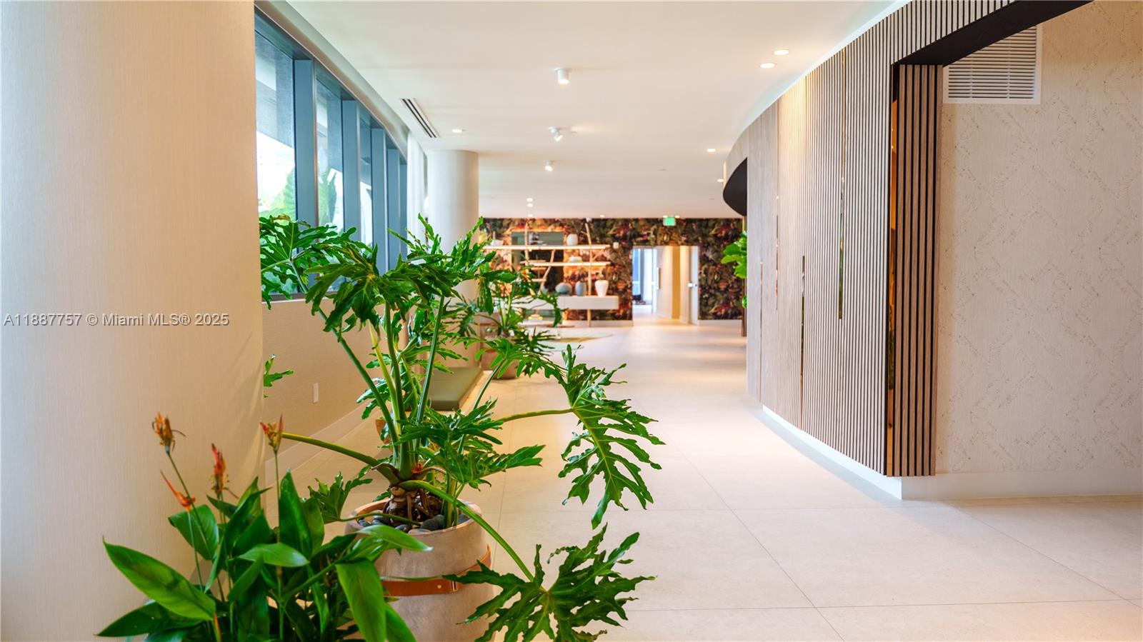 700 NE 24th St #5402 Miami, FL 33137