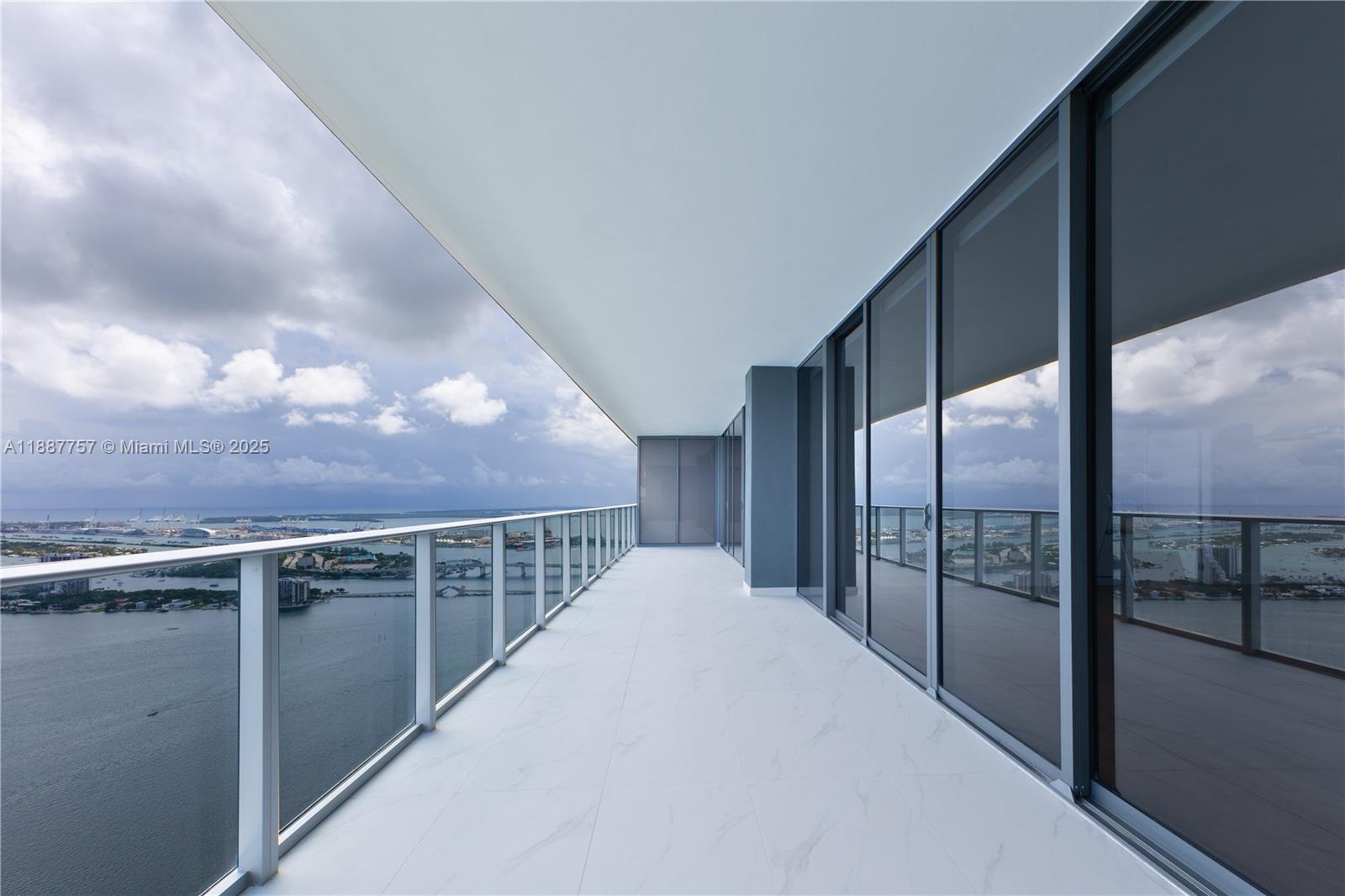 700 NE 24th St #5402 Miami, FL 33137