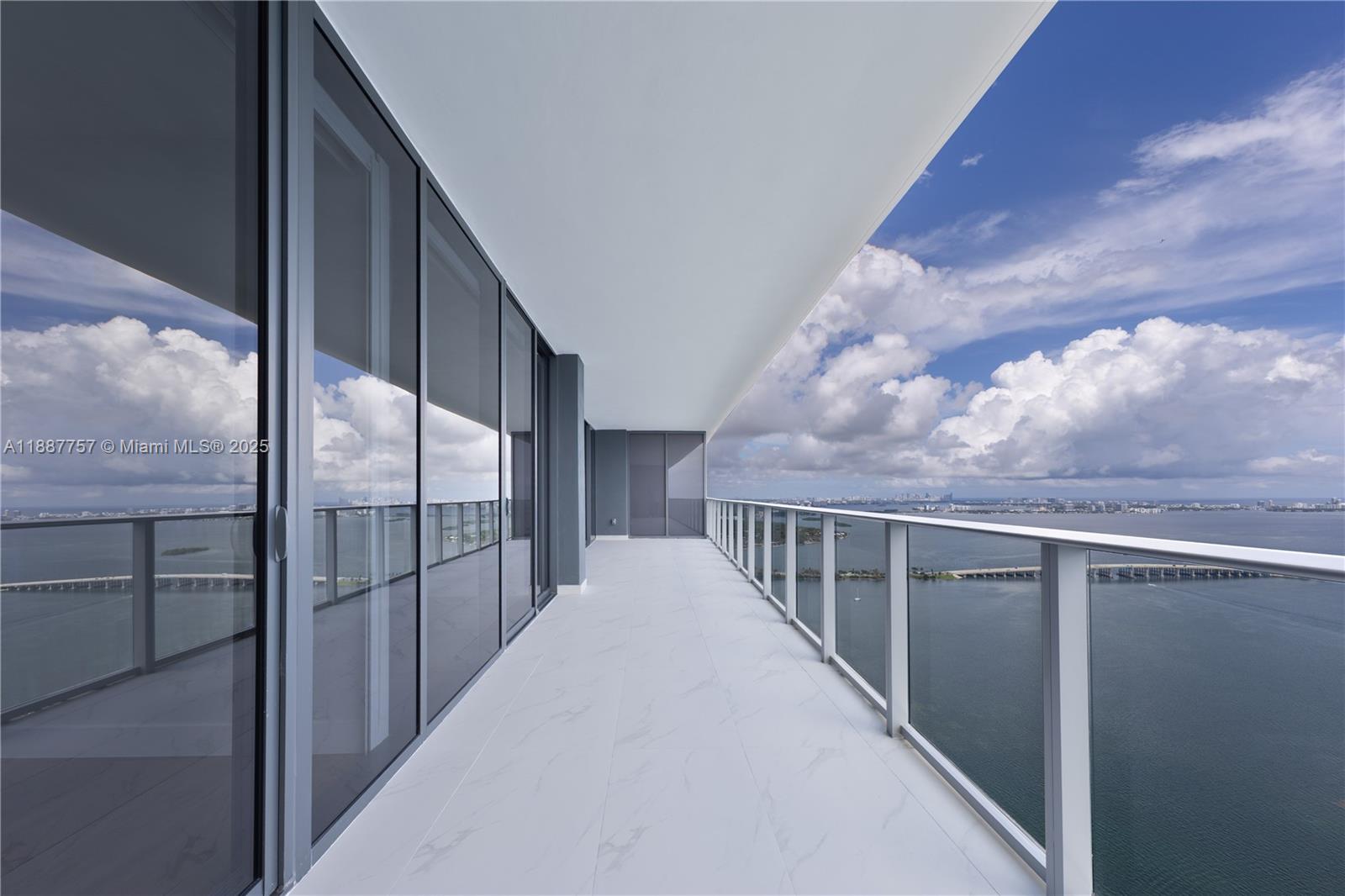 700 NE 24th St #5402 Miami, FL 33137