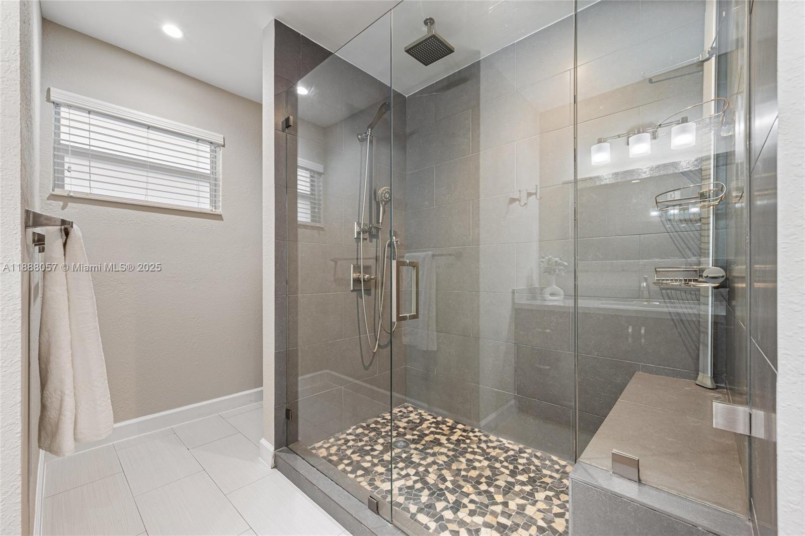 1020 SW 22nd St Miami, FL 33129