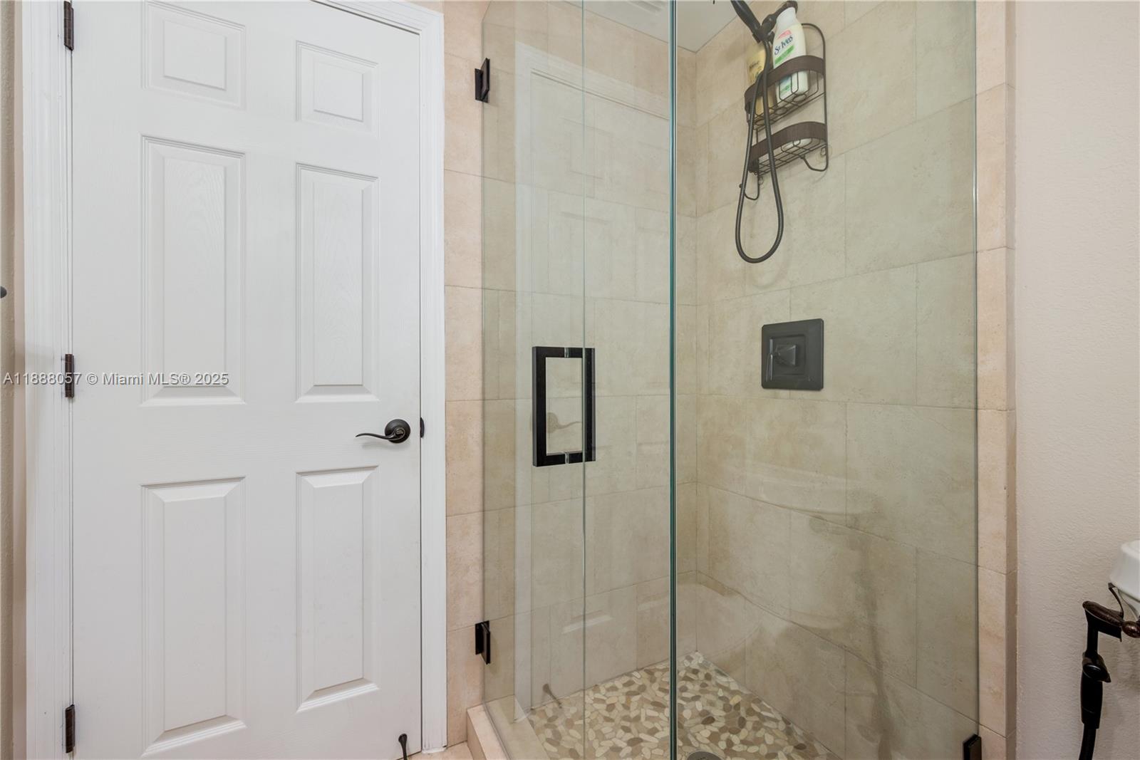 1020 SW 22nd St Miami, FL 33129