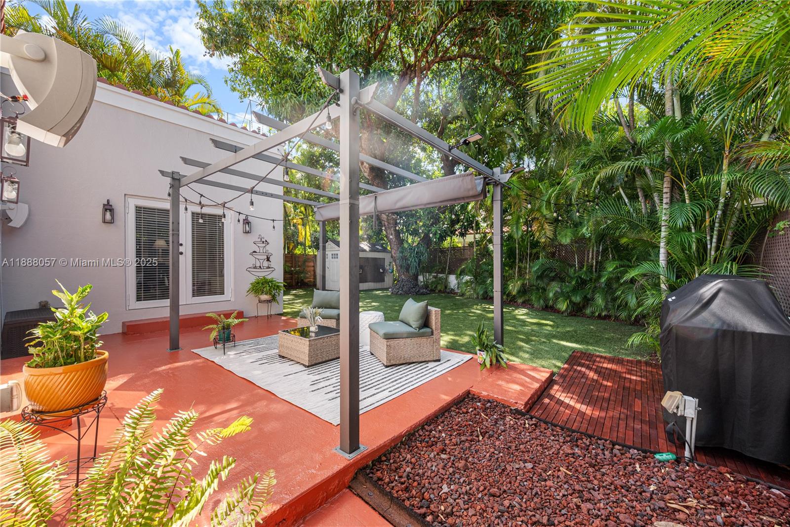 1020 SW 22nd St Miami, FL 33129