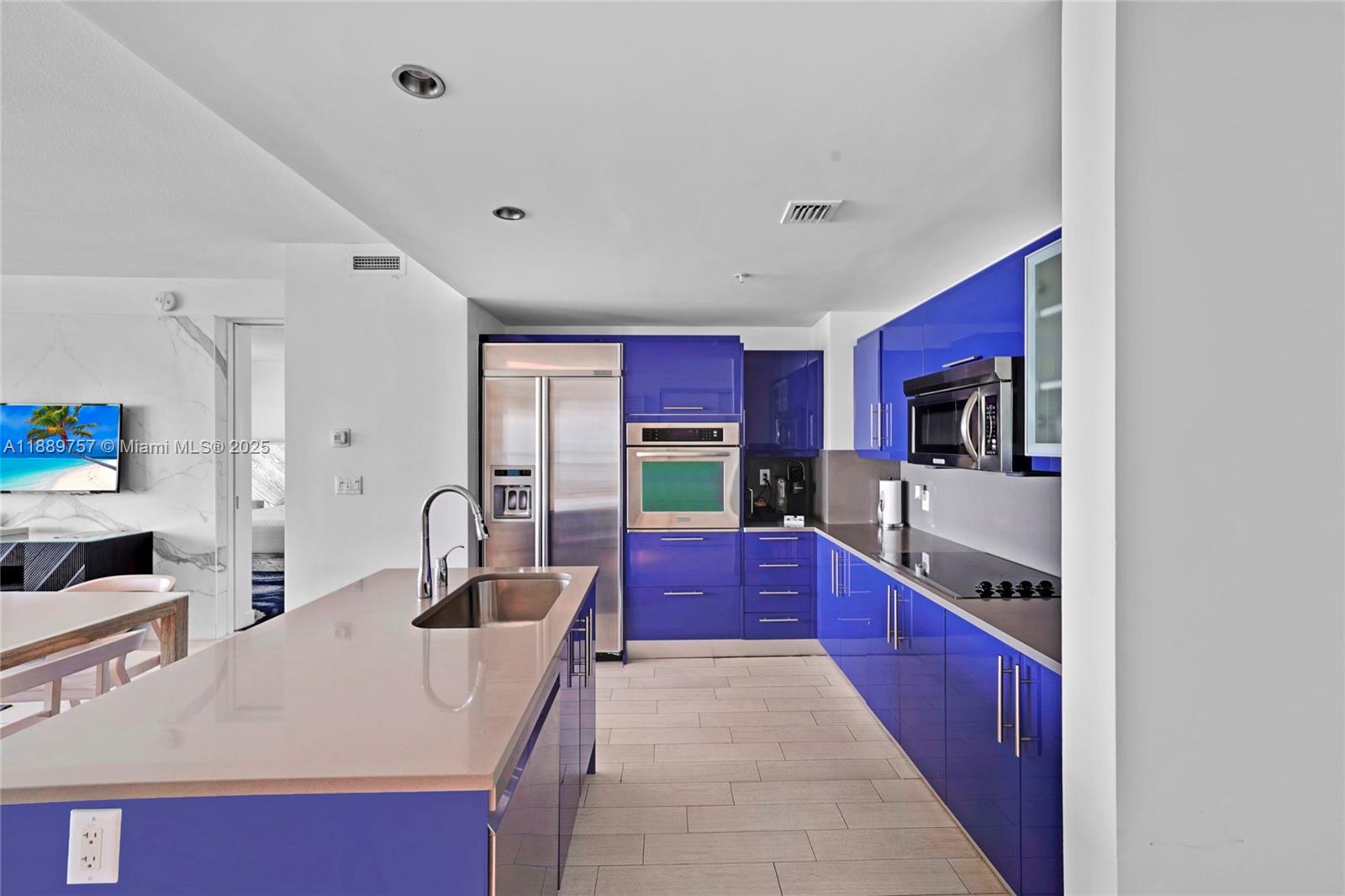 3101 Bayshore Dr #1704 Fort Lauderdale, FL 33304