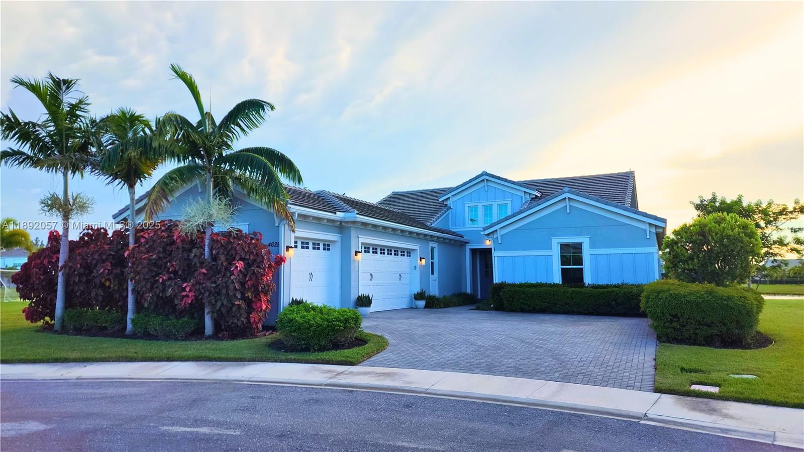 4625 Citrus Blossom Ct