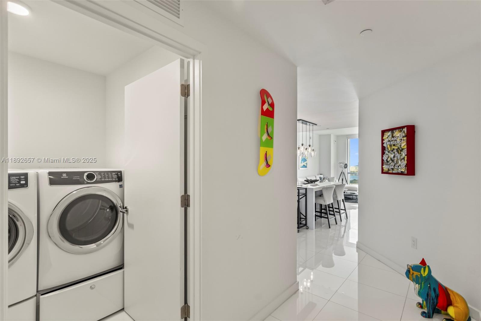 image Paramount Miami Worldcent23