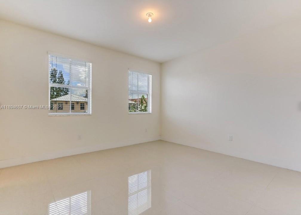 6950 NW 104th Ct Doral, FL 33178