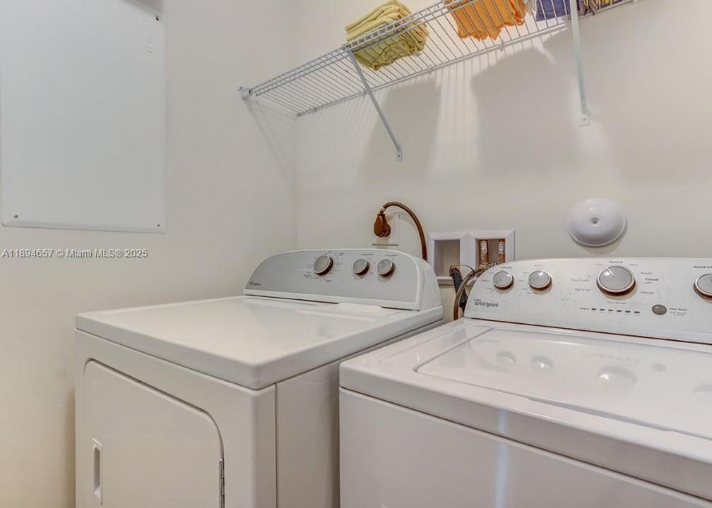 6950 NW 104th Ct Doral, FL 33178