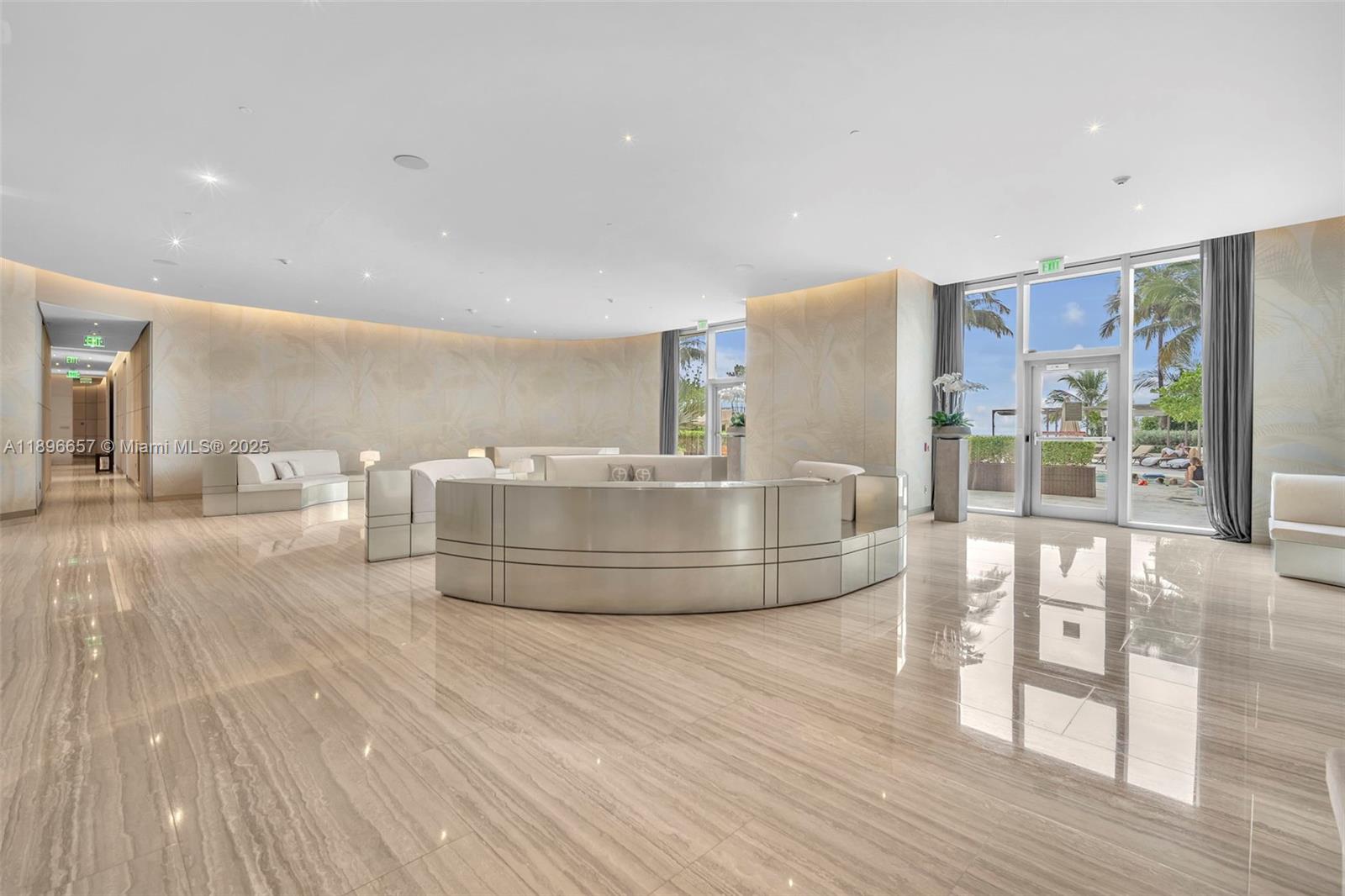image Armani Casa62