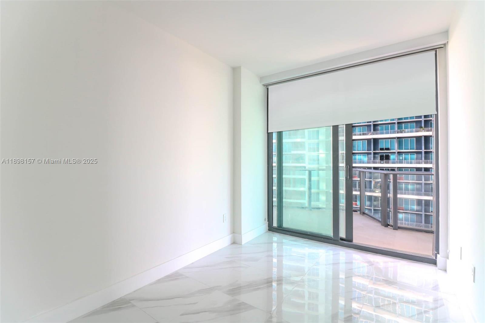 image Sls Brickell5