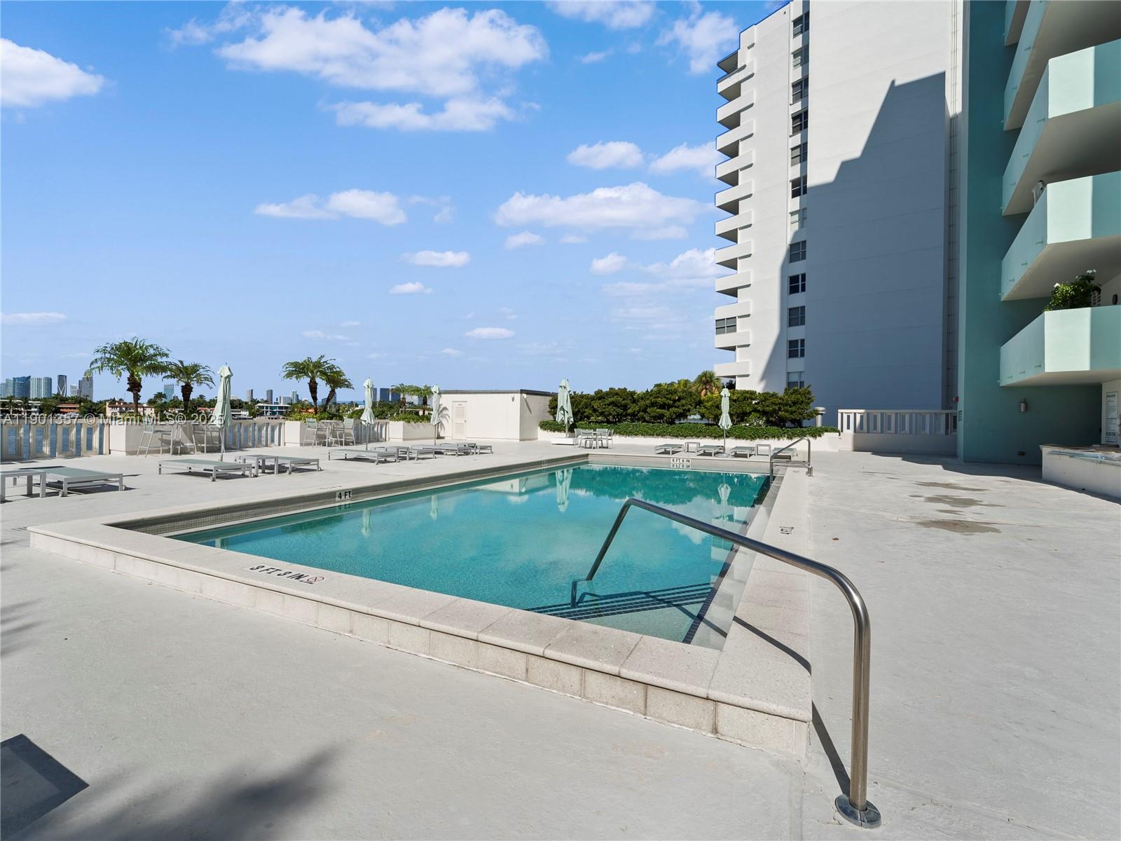5 Island Ave #LE Miami Beach, FL 33139