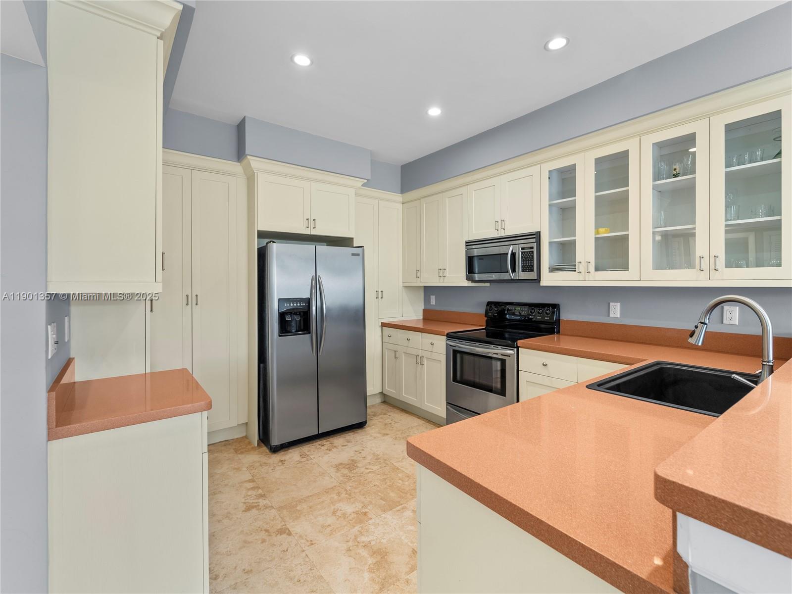 5 Island Ave #LE Miami Beach, FL 33139