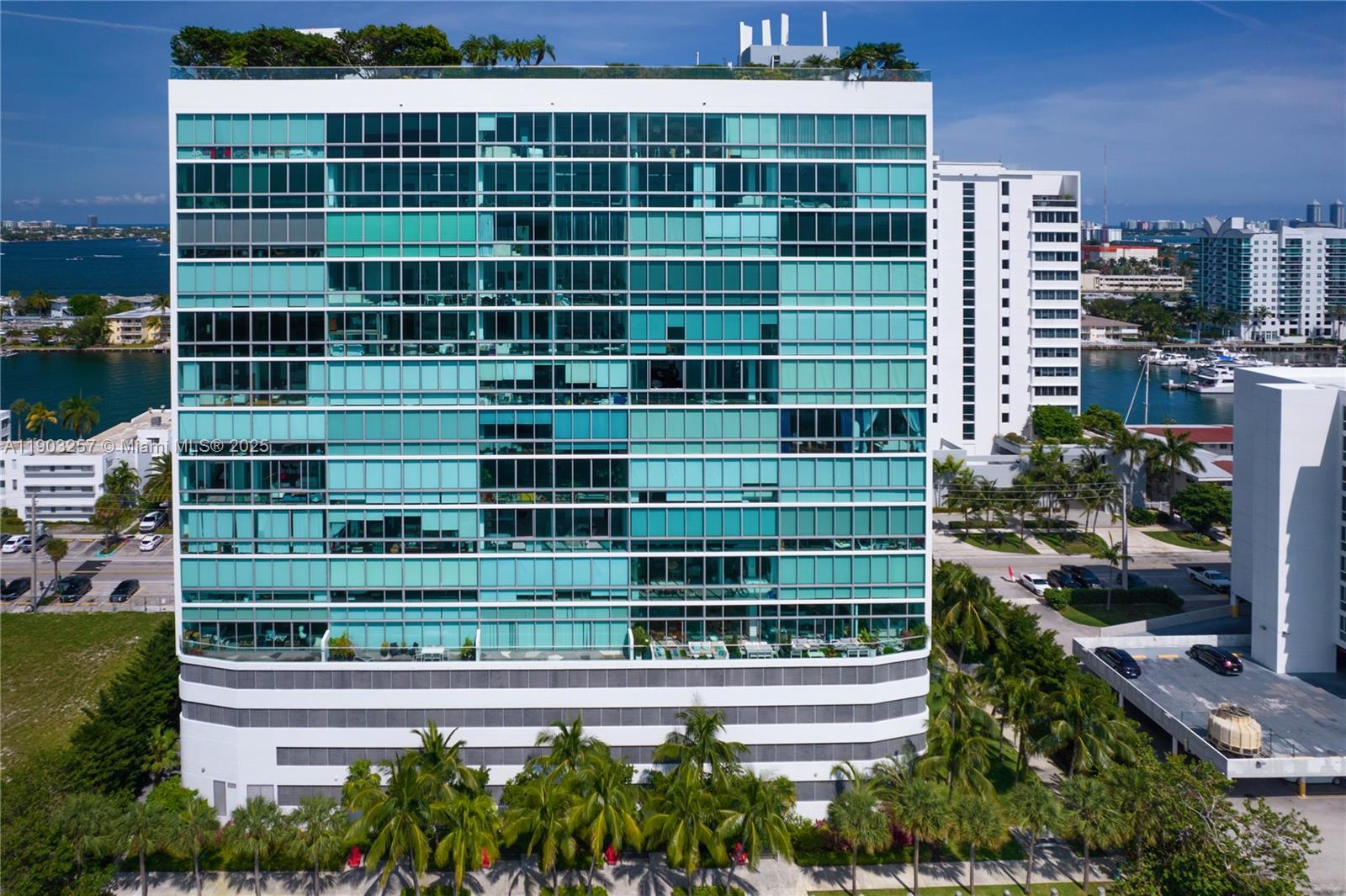 7934 West Dr #901 North Bay Village, FL 33141