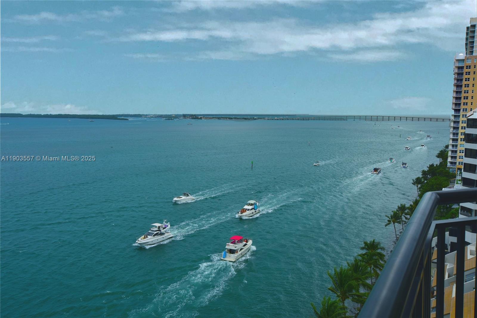 540 Brickell Key Dr #1427