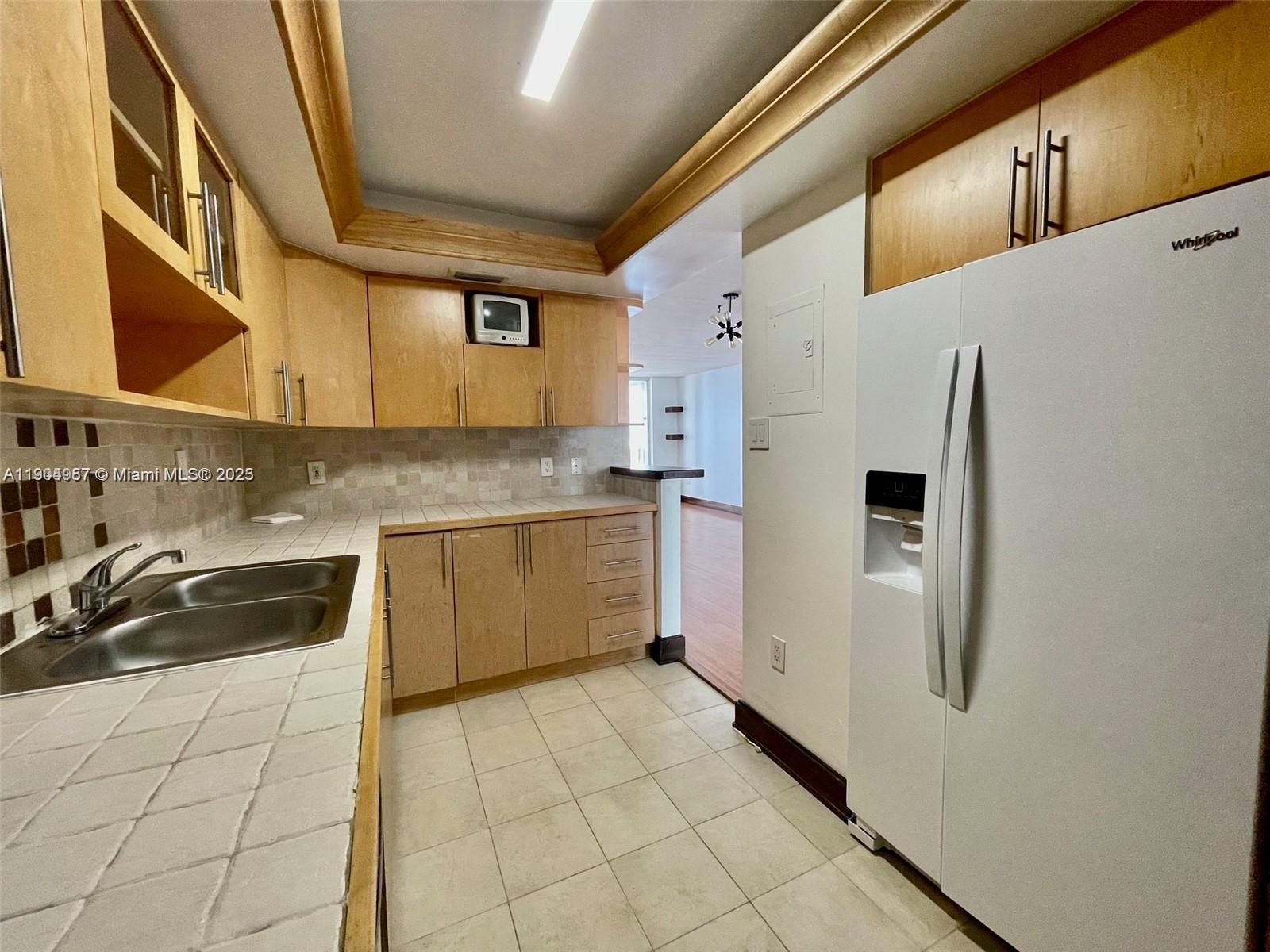 18071 Biscayne Blvd #1102