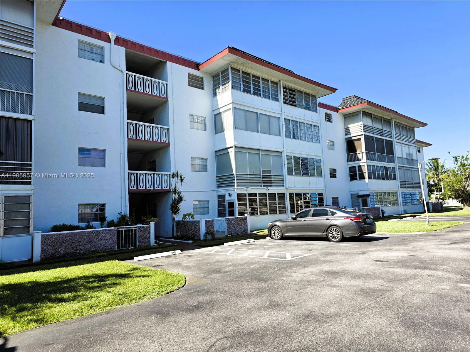 4140 NW 44th Ave #411