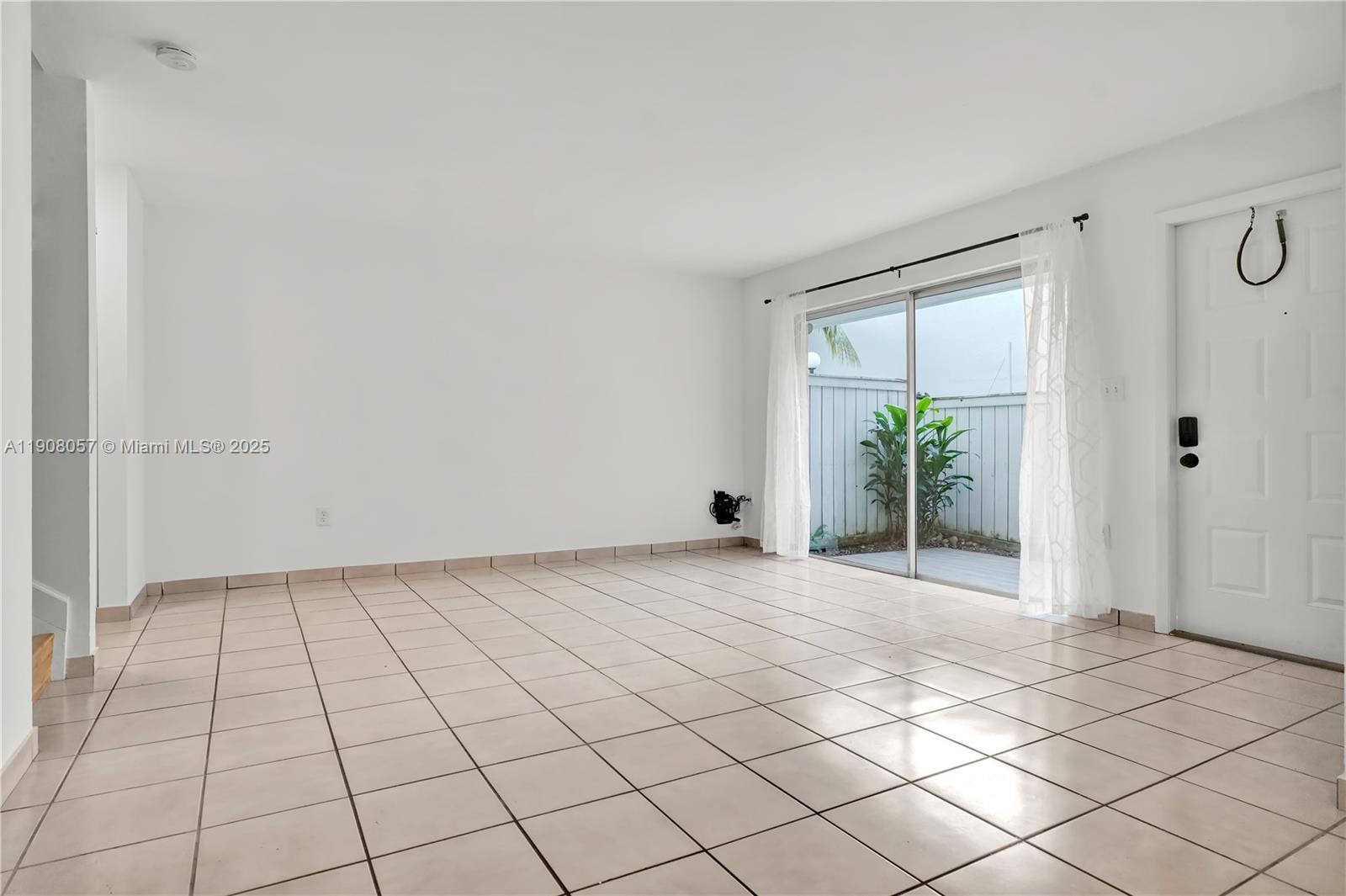 6835 SW 45th Ln #2 Miami, FL 33155