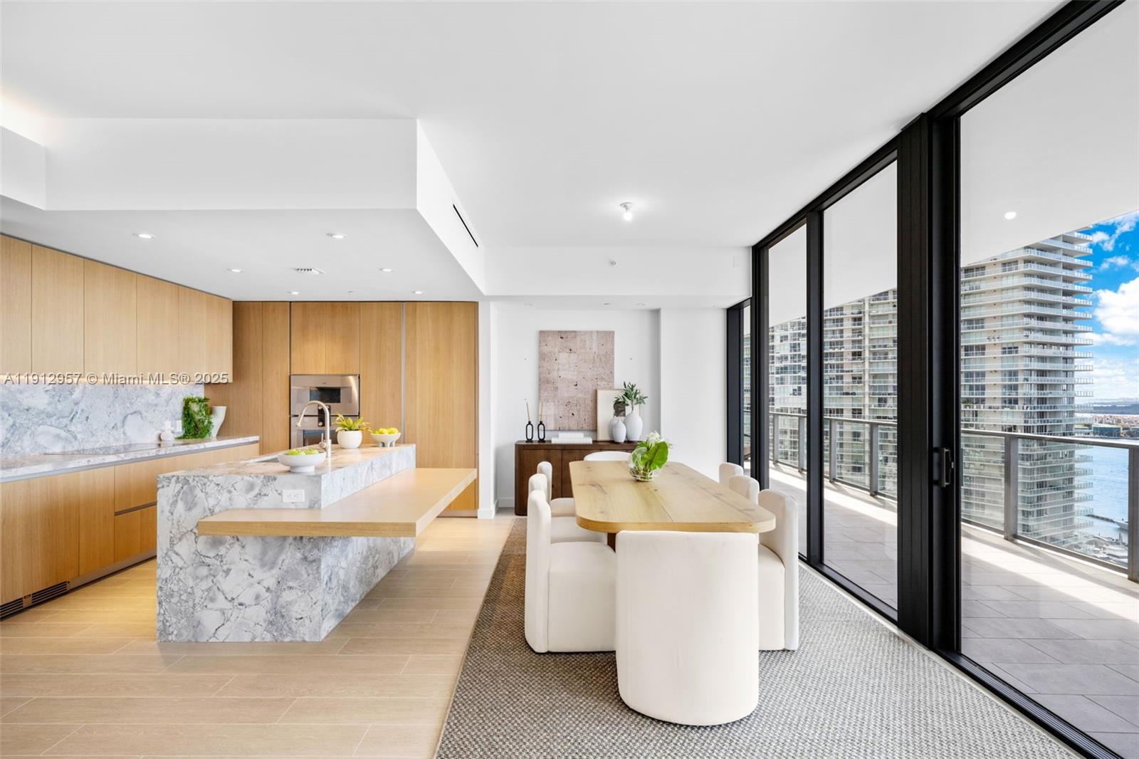 500 Alton Rd #2303 Miami Beach, FL 33139